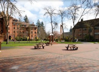 Students’ thoughts on housing refund after Thanksgiving