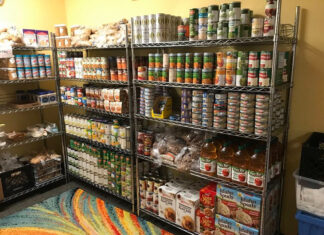 PLU Pantry Welcomes All