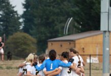 Navigating Being a Student Athlete With PLU Soccer Teams